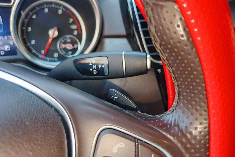 Used Mercedes-Benz GLE 2017 GLE 320 4MATIC Dynamic Model Gear Lever