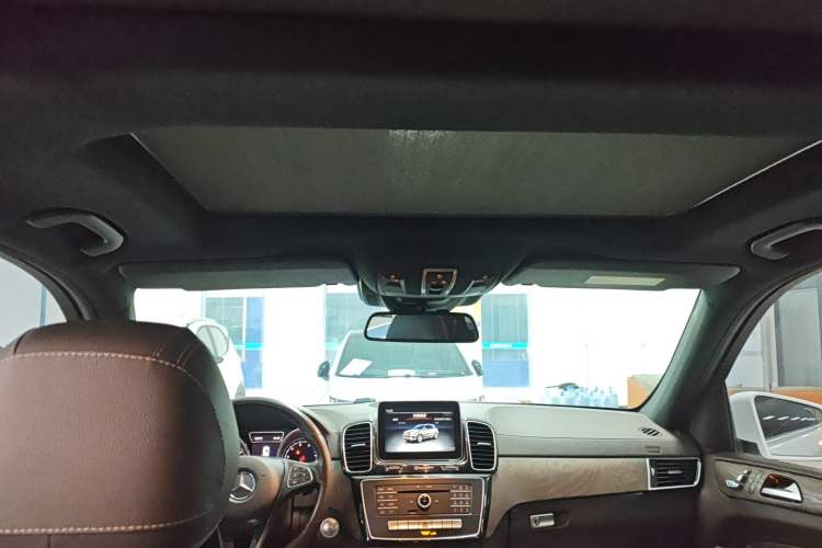 Used Mercedes-Benz GLE 2017 GLE 400 4MATIC Headliner