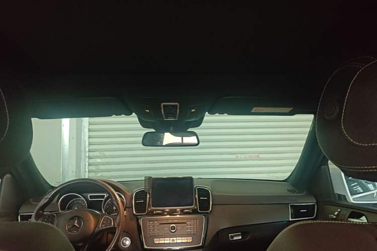 Used Mercedes-Benz GLE 2017 GLE 400 4MATIC Headliner