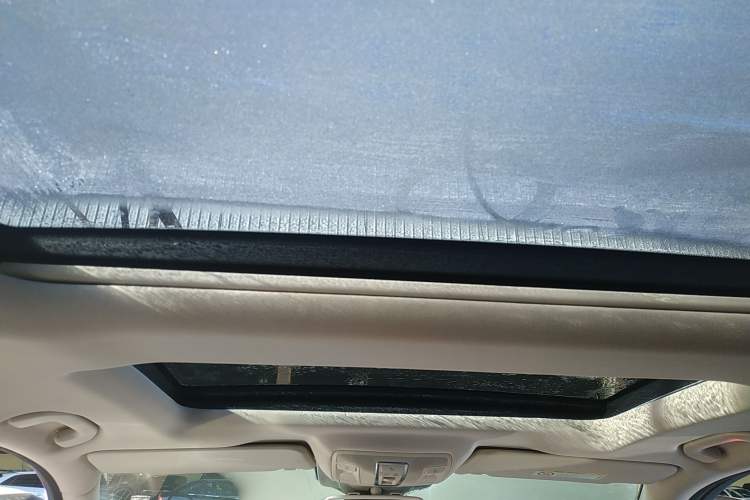 Used Mercedes-Benz GLE 2017 GLE 320 4MATIC Luxury Model Headliner
