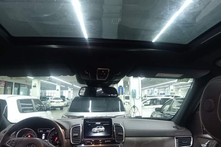 Used Mercedes-Benz GLE 2017 GLE 400 4MATIC Headliner