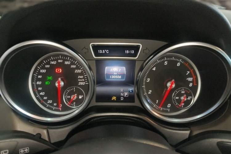Used Mercedes-Benz GLE 2017 GLE 320 4MATIC Dynamic Model Instrument Cluster
