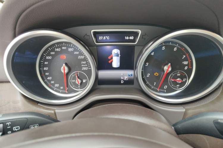 Used Mercedes-Benz GLE 2017 GLE 320 4MATIC Dynamic Model Instrument Cluster