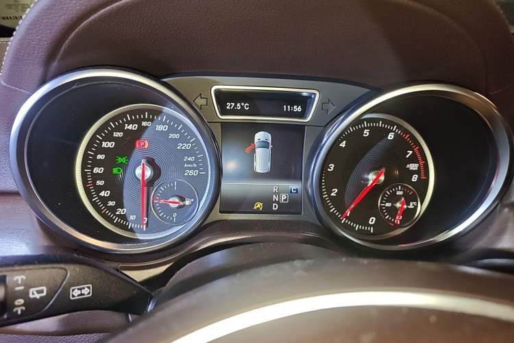 Used Mercedes-Benz GLE 2017 GLE 320 4MATIC Dynamic Model Instrument Cluster