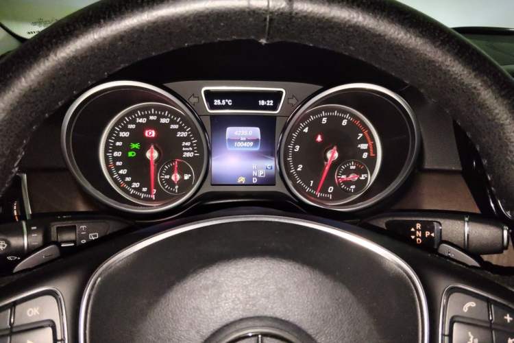 Used Mercedes-Benz GLE 2017 GLE 400 4MATIC Instrument Cluster