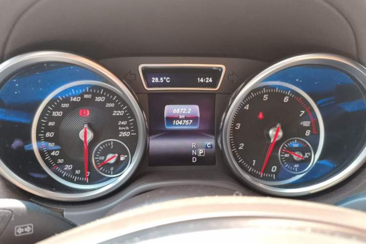 Used Mercedes-Benz GLE 2017 GLE 320 4MATIC Dynamic Model Instrument Cluster