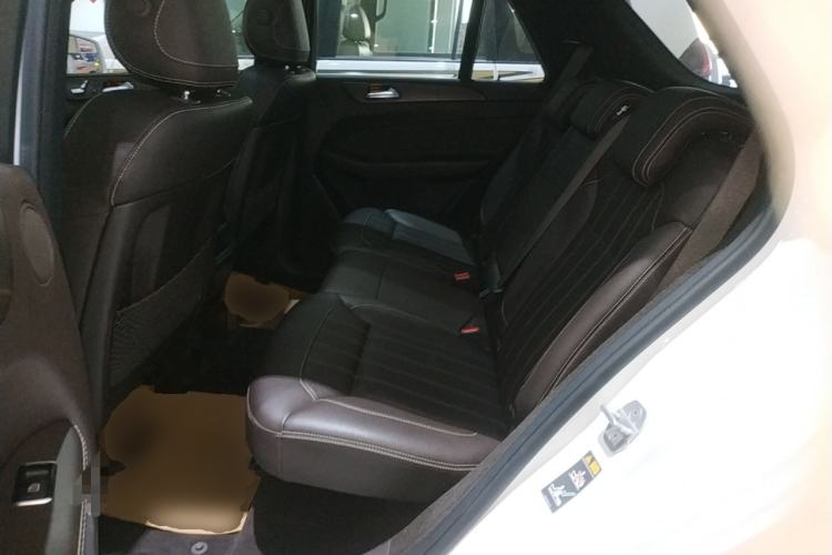 Used Mercedes-Benz GLE 2017 GLE 400 4MATIC Interior 4