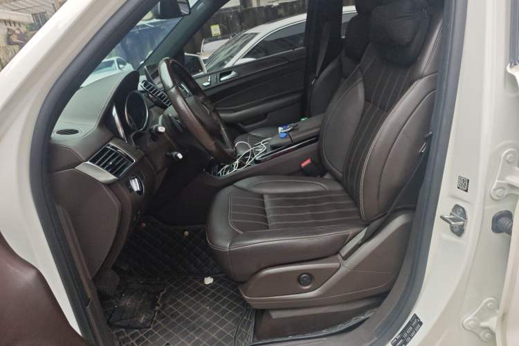 Used Mercedes-Benz GLE 2017 GLE 320 4MATIC Dynamic Model Left Front Seat