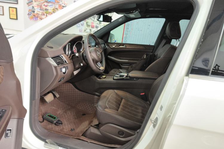 Used Mercedes-Benz GLE 2017 GLE 320 4MATIC Dynamic Model Left Front Seat