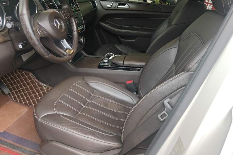 Used Mercedes-Benz GLE 2017 GLE 320 4MATIC Dynamic Model Left Front Seat