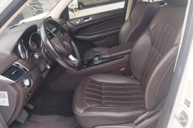 Used Mercedes-Benz GLE 2017 GLE 320 4MATIC Dynamic Model Left Front Seat