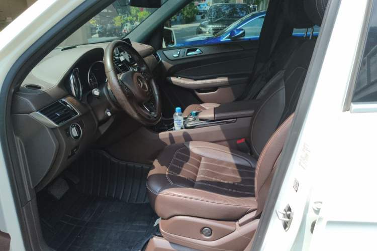 Used Mercedes-Benz GLE 2017 GLE 320 4MATIC Dynamic Model Left Front Seat