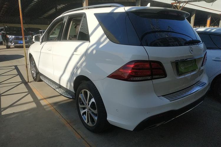 Used Mercedes-Benz GLE 2017 GLE 320 4MATIC Luxury Model Left Side