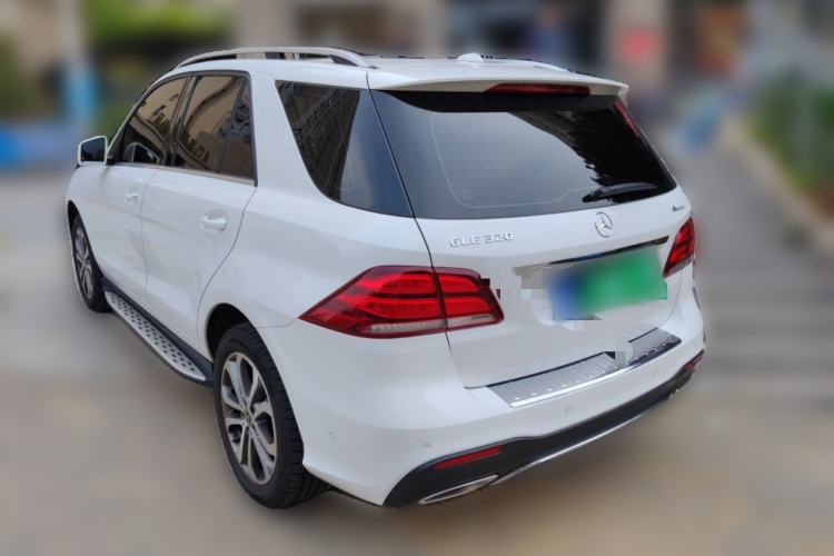 Used Mercedes-Benz GLE 2017 GLE 320 4MATIC Luxury Model Rear Left 45 Deg