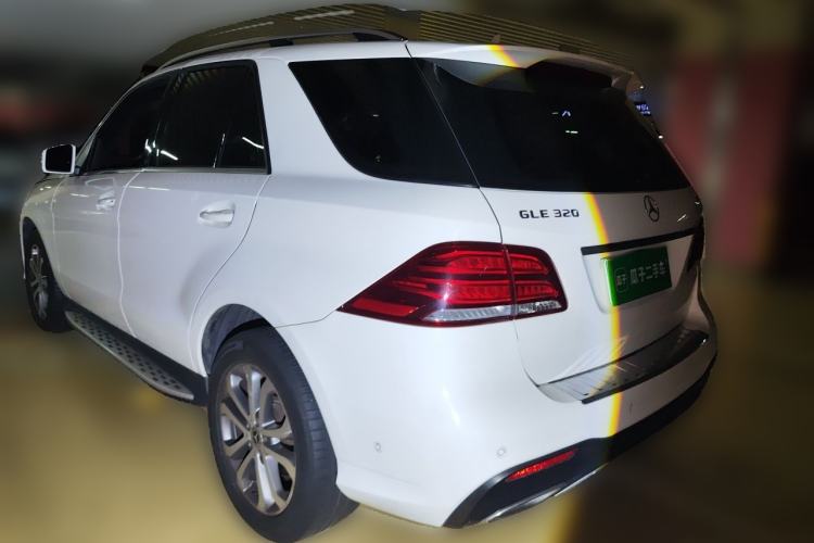 Used Mercedes-Benz GLE 2017 GLE 320 4MATIC Dynamic Model Rear Left 45 Deg