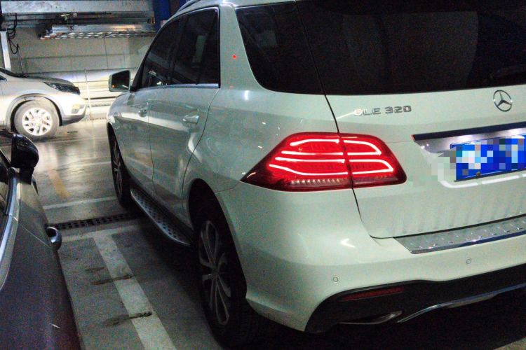 Used Mercedes-Benz GLE 2017 GLE 320 4MATIC Luxury Model Rear Left 45 Deg