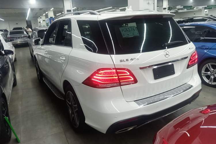 Used Mercedes-Benz GLE 2017 GLE 400 4MATIC Rear Left 45 Deg