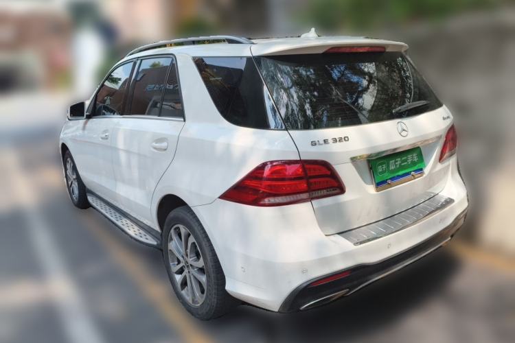 Used Mercedes-Benz GLE 2017 GLE 320 4MATIC Dynamic Model Rear Left 45 Deg