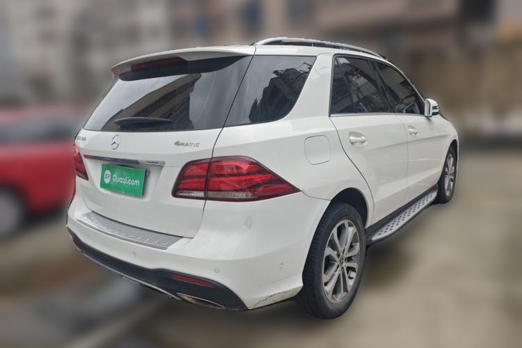 Used Mercedes-Benz GLE 2017 GLE 320 4MATIC Dynamic Model Rear Right 45 Deg