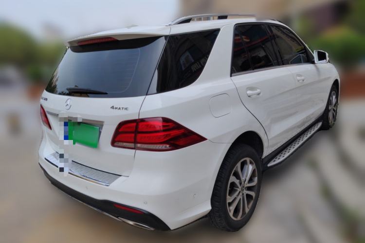 Used Mercedes-Benz GLE 2017 GLE 320 4MATIC Luxury Model Rear Right 45 Deg