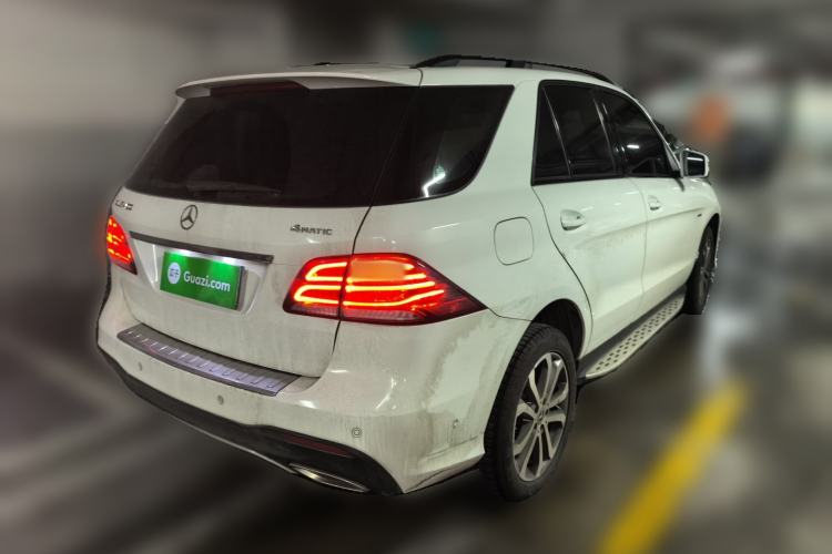 Used Mercedes-Benz GLE 2017 GLE 320 4MATIC Dynamic Model Rear Right 45 Deg