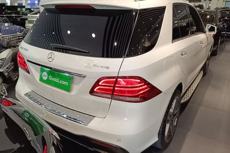 Used Mercedes-Benz GLE 2017 GLE 400 4MATIC Rear Right 45 Deg