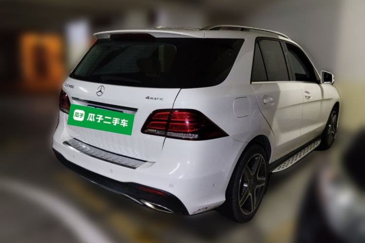 Used Mercedes-Benz GLE 2017 GLE 400 4MATIC Rear Right 45 Deg