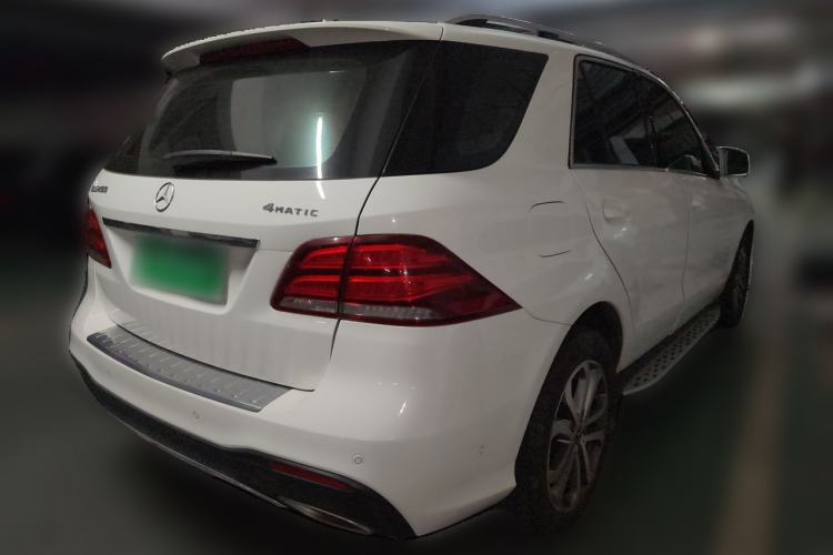 Used Mercedes-Benz GLE 2017 GLE 320 4MATIC Dynamic Model Rear Right 45 Deg