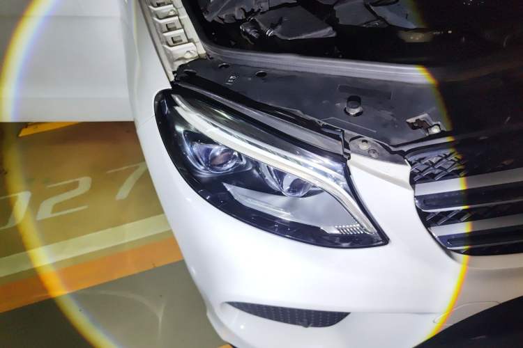 Used Mercedes-Benz GLE 2017 GLE 320 4MATIC Dynamic Model Right Front Headlight