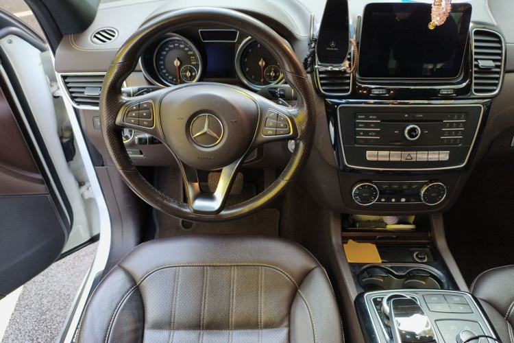 Used Mercedes-Benz GLE 2017 GLE 400 4MATIC Steering Wheel