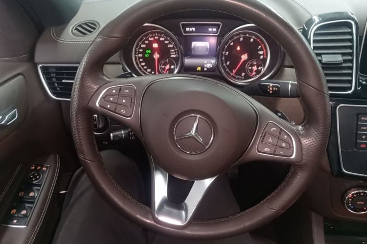 Used Mercedes-Benz GLE 2017 GLE 400 4MATIC Steering Wheel