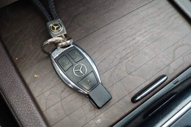 Used Mercedes-Benz GLE 2017 GLE 320 4MATIC Dynamic Model Vehicle Key
