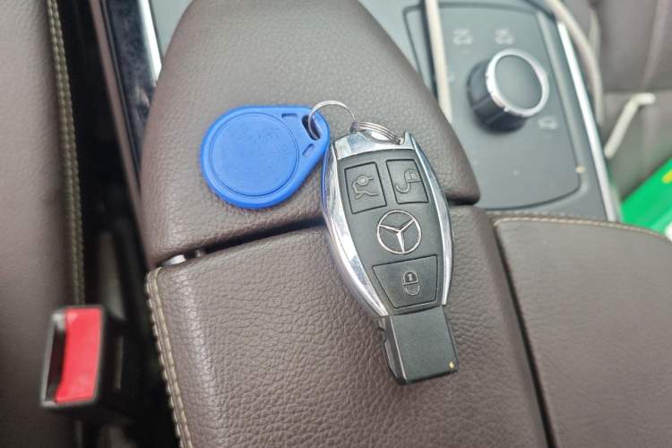 Used Mercedes-Benz GLE 2017 GLE 320 4MATIC Dynamic Model Vehicle Key