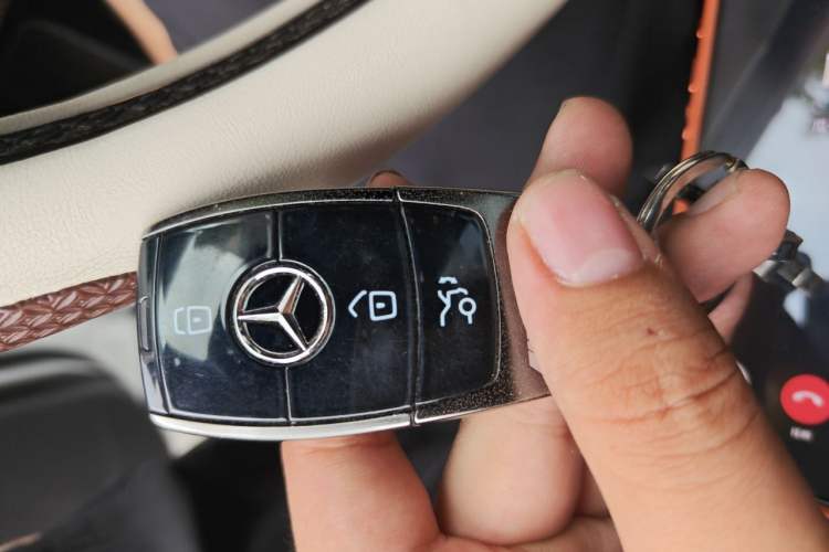 Used Mercedes-Benz GLE 2017 GLE 320 4MATIC Dynamic Model Vehicle Key