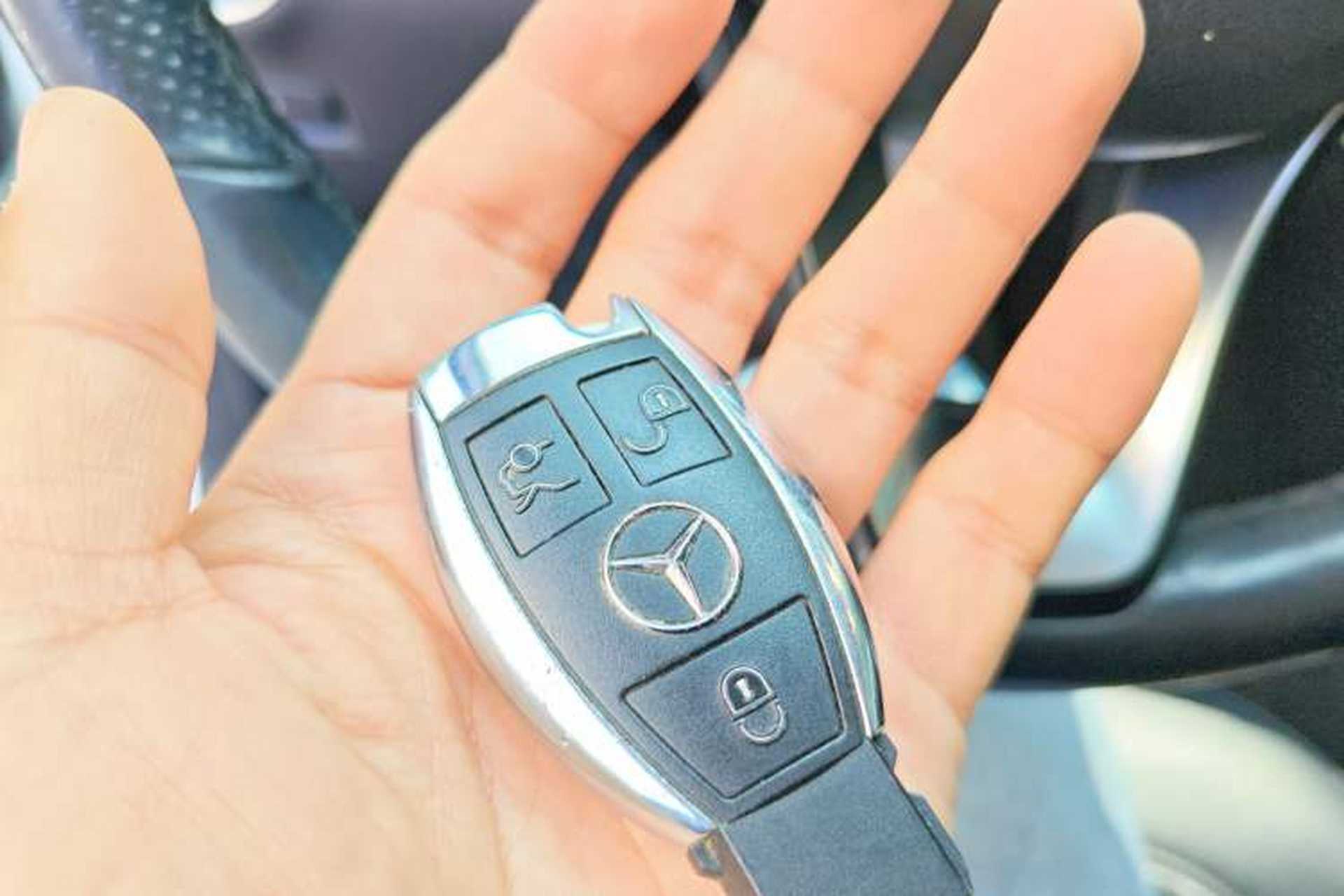 Used Mercedes-Benz GLE 2017 GLE 320 4MATIC Luxury Model Vehicle Key