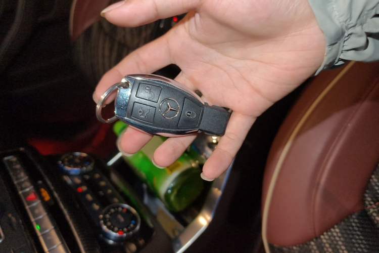 Used Mercedes-Benz GLE 2017 GLE 320 4MATIC Dynamic Model Vehicle Key
