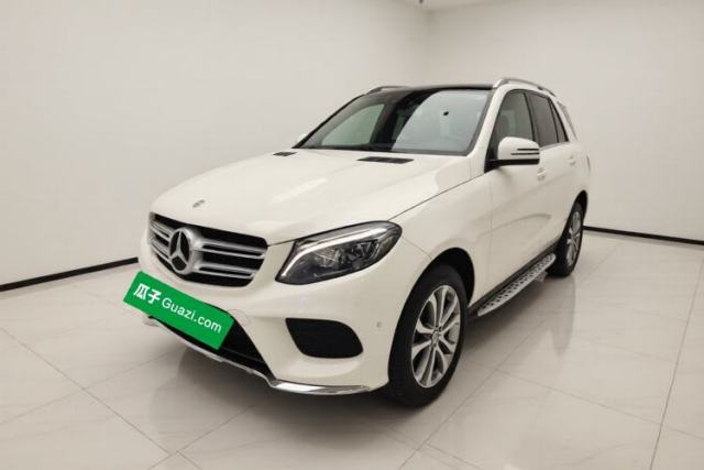 Ojetý Mercedes-Benz GLE 2017 GLE 320 4MATIC Dynamic Model