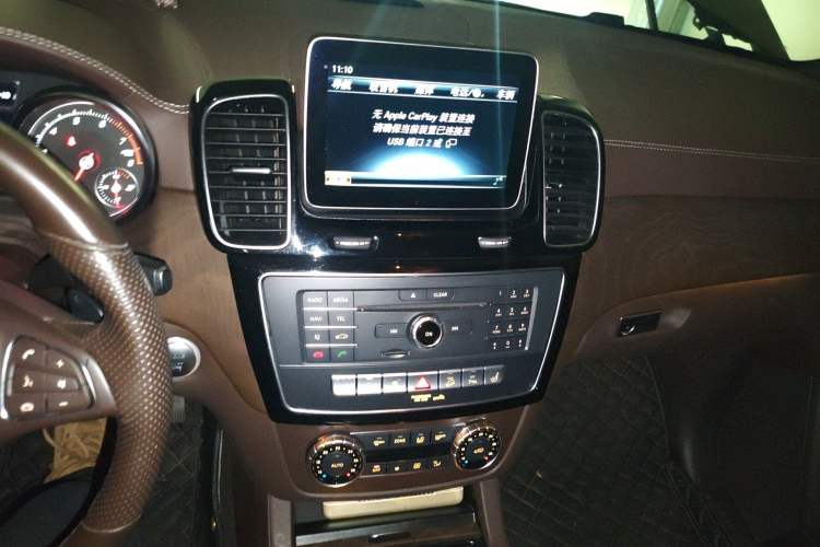 Used Mercedes-Benz GLE 2018 GLE 320 4MATIC Dynamic Edition Collector's Edition Audio And AC Panel