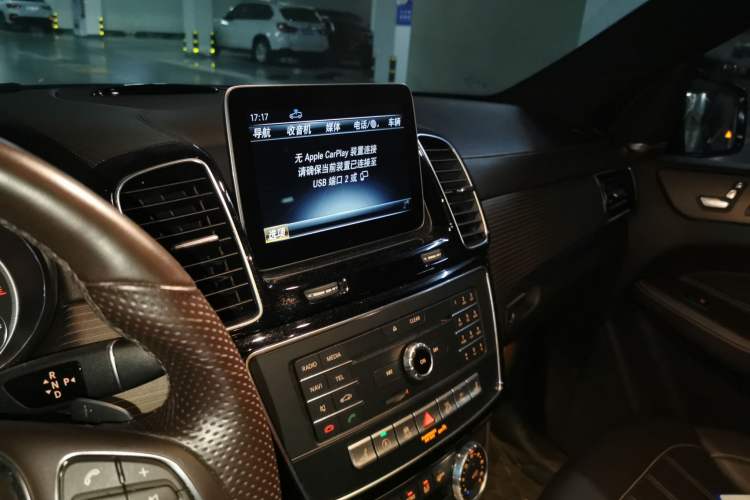 Used Mercedes-Benz GLE 2018 GLE 320 4MATIC Dynamic Edition Collector's Edition Audio And AC Panel