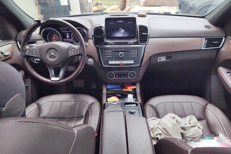 Used Mercedes-Benz GLE 2018 GLE 320 4MATIC Dynamic Edition Collector's Edition Center Console