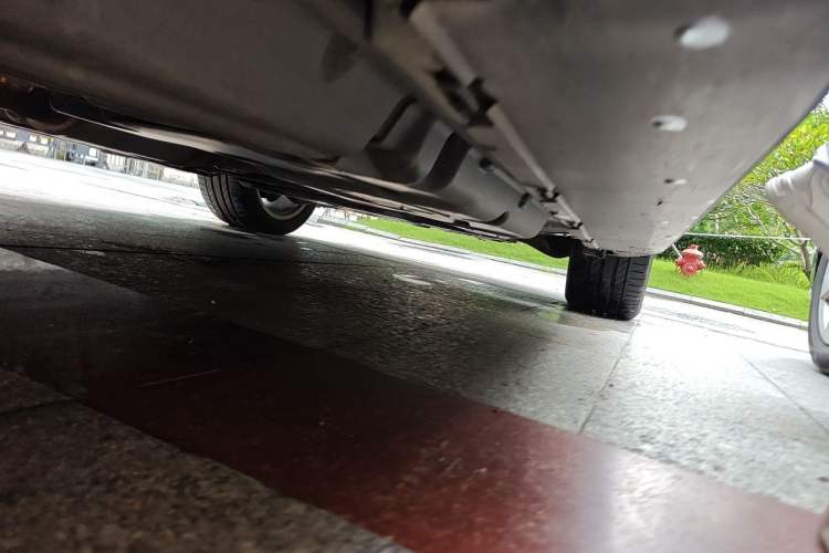 Used Mercedes-Benz GLE 2018 GLE 400 4MATIC Exclusive Edition Chassis Rear Right