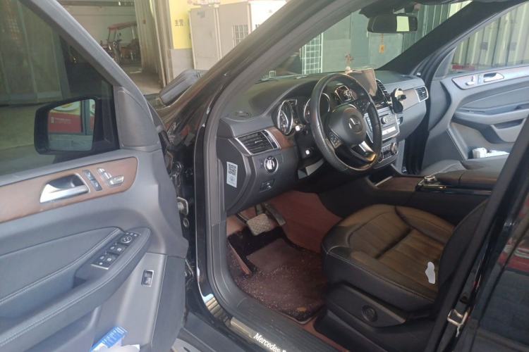 Used Mercedes-Benz GLE 2018 GLE 400 4MATIC Exclusive Edition Driver Seat