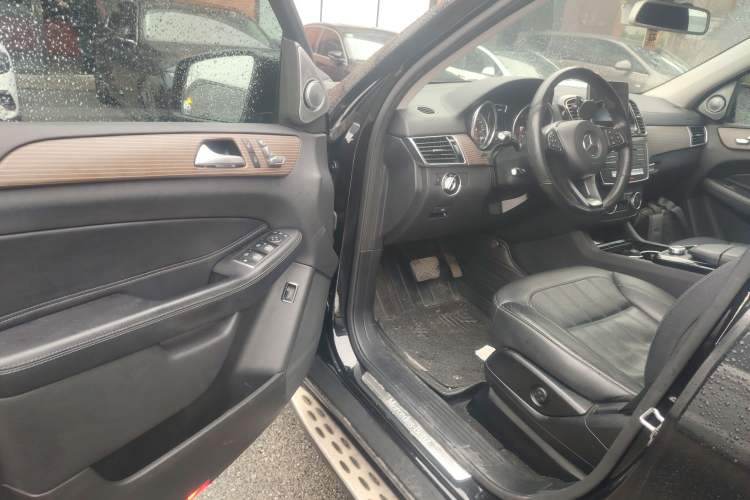 Used Mercedes-Benz GLE 2018 GLE 320 4MATIC Dynamic Edition Collector's Edition Driver Seat