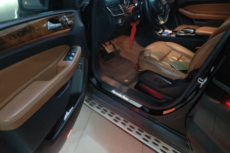 Used Mercedes-Benz GLE 2018 GLE 400 4MATIC Exclusive Edition Driver Seat