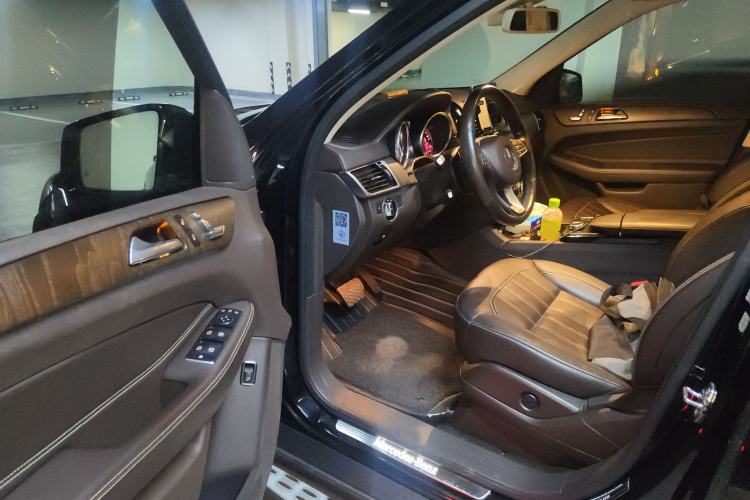 Used Mercedes-Benz GLE 2018 GLE 400 4MATIC Exclusive Edition Driver Seat