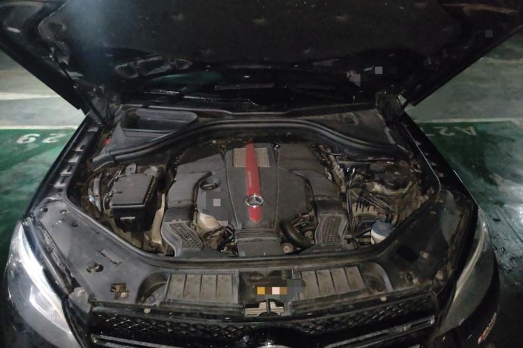 Used Mercedes-Benz GLE  Engine Bay