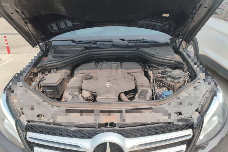 Used Mercedes-Benz GLE 2018 GLE 320 4MATIC Dynamic Edition Collector's Edition Engine Bay