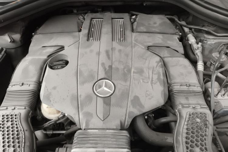 Used Mercedes-Benz GLE 2018 GLE 320 4MATIC Dynamic Edition Collector's Edition Engine Bay