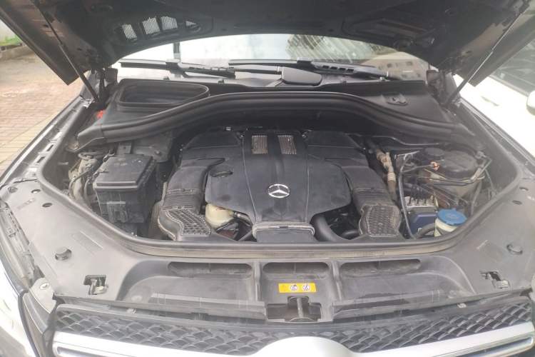 Used Mercedes-Benz GLE 2018 GLE 320 4MATIC Dynamic Edition Collector's Edition Engine Bay