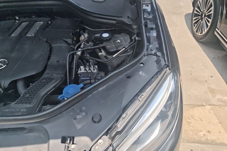 Used Mercedes-Benz GLE 2018 GLE 320 4MATIC Dynamic Edition Collector's Edition Engine Bay Left